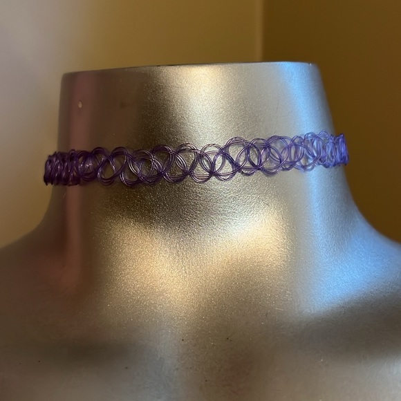 Light Purple choker necklace 90s goth cyber necklace jewelry stretchy y2k 2000s - Picture 2 of 2